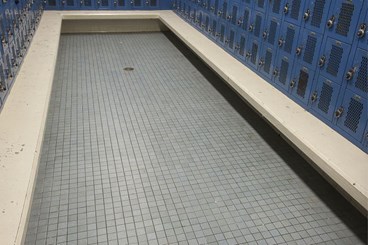 Lockers CU Before