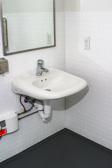 Pier1 Sink 2